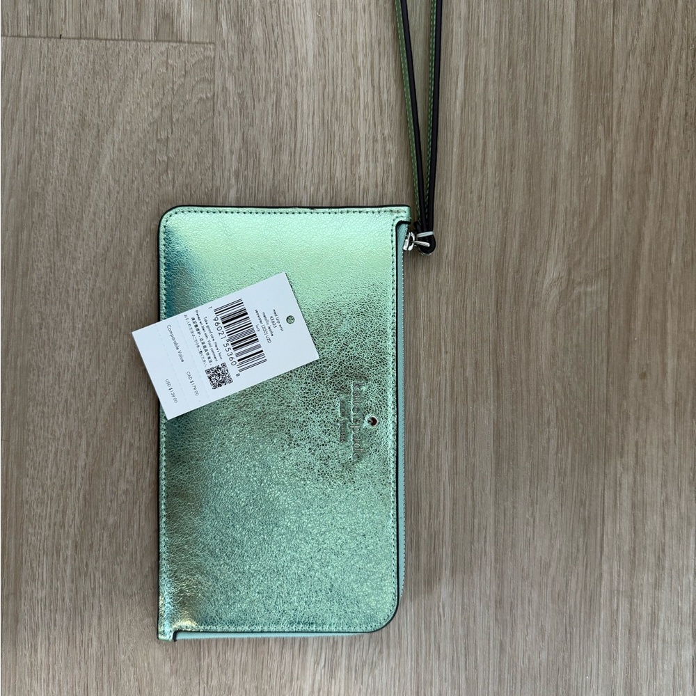 kate spade iridescent metallic green wristlet wallet